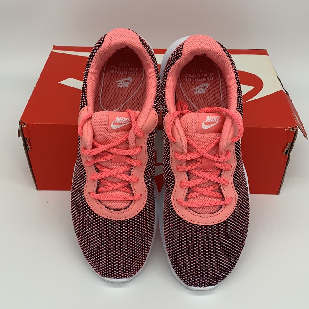 WMNS Nike TANJUN - Picture 2 of 11